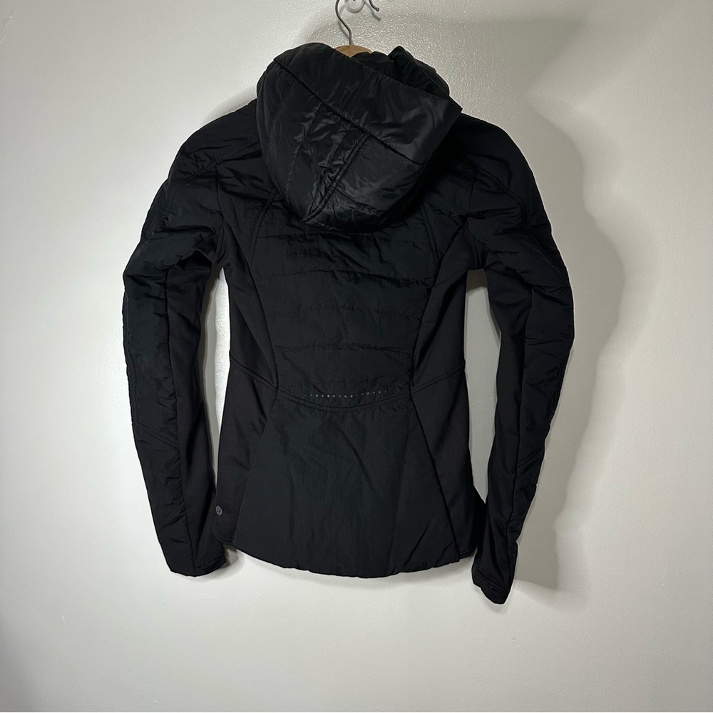 NWOT Lululemon Another Mile Jacket - Picture 6 of 11